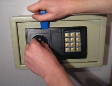 红岗24小时上门开锁公司